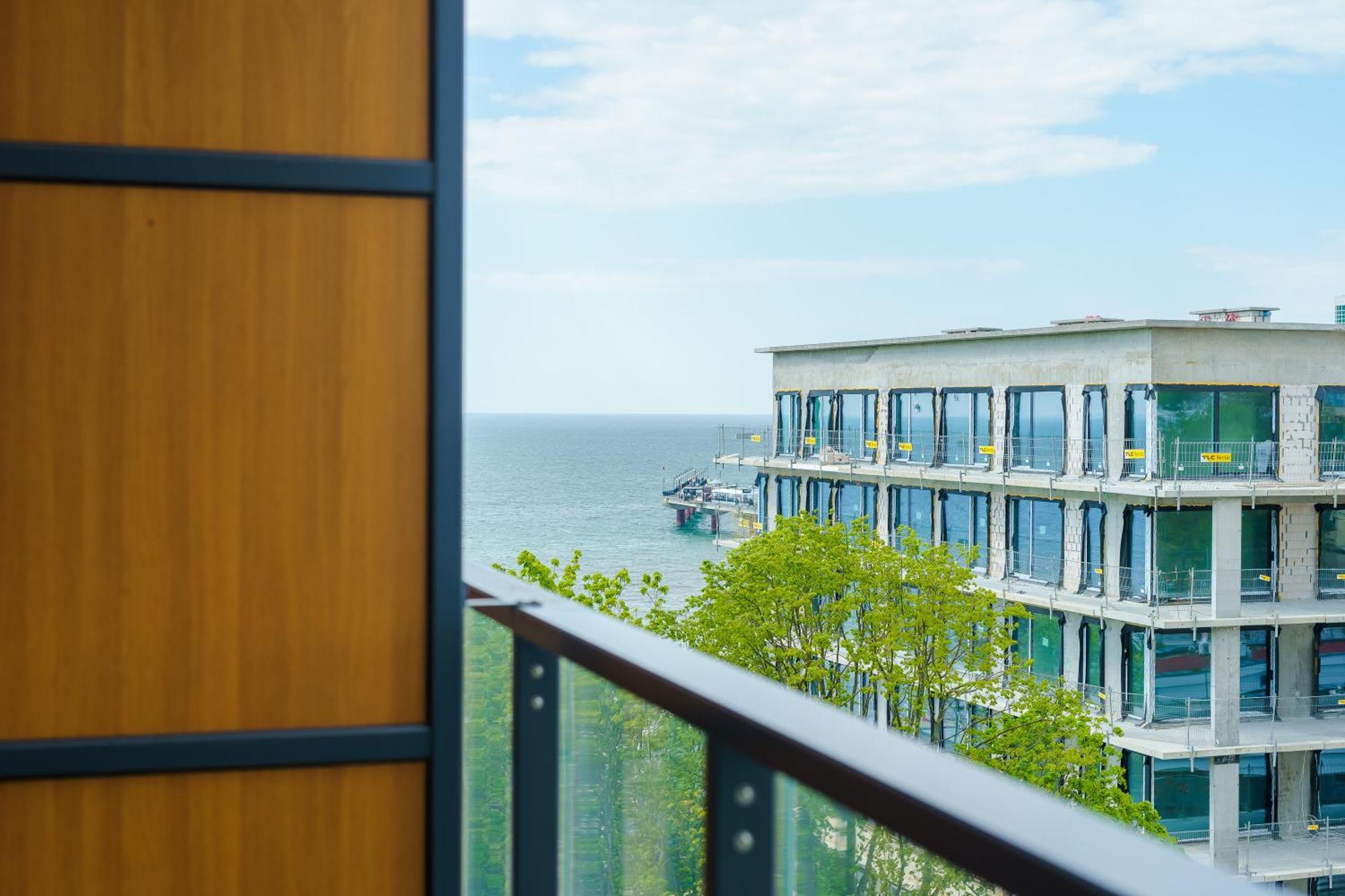 Aquamarina Prima Deluxe Studios With Sea View By Noclegi Renters Miedzyzdroje Exterior foto